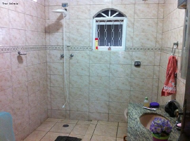 Tenho um sobrado troco por casa em taubate